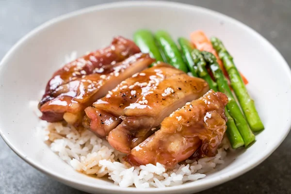 Teriyaki chicken rice bowl — Stock Photo, Image