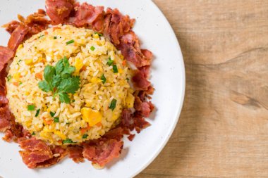 pastırmalı kızarmış pilav