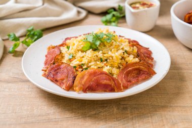 pastırmalı kızarmış pilav