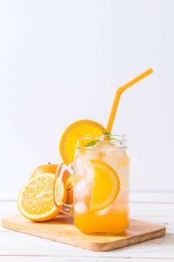 soda ile portakal suyu