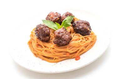 Köfteli spagetti. 