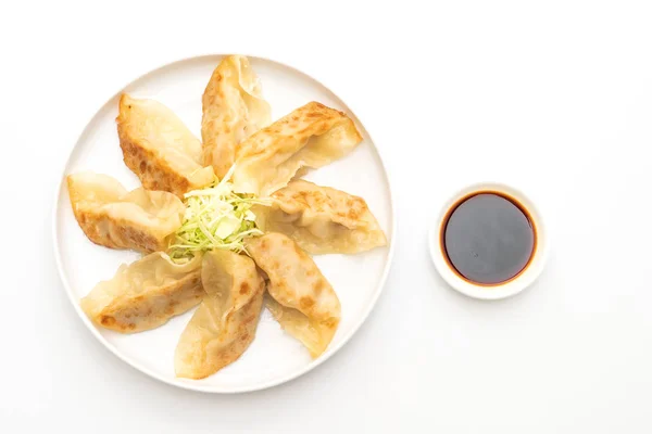 Gyoza japonais ou des boulettes snack — Photo