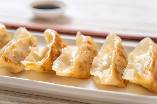 Японський закуски gyoza або пельмені — стокове фото