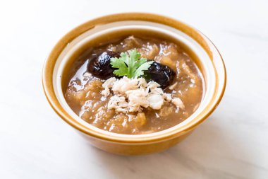 Kızarmış Balık Maw kırmızı et suyu çorbası Yengeç 