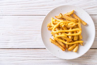 peynir ile kızarmış patates