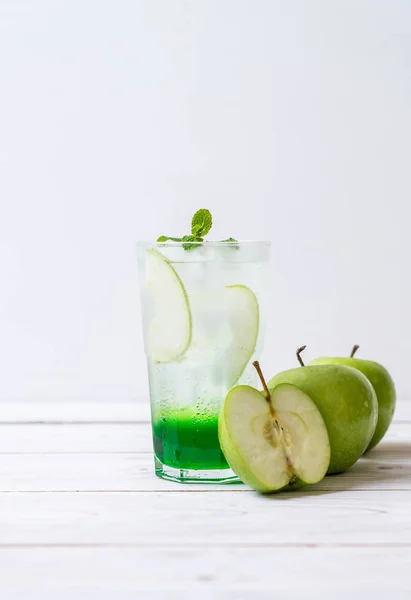 Groene appelfrisdrank — Stockfoto