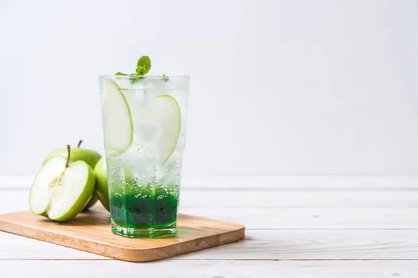 Soda de manzana verde — Foto de Stock