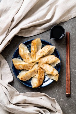 Japon sosu veya köfte snack 