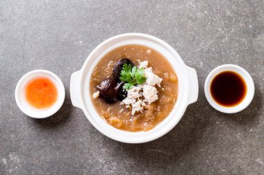 Kızarmış Balık Maw kırmızı et suyu çorbası Yengeç 