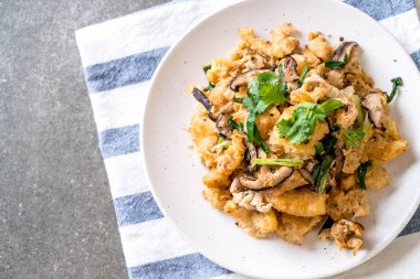 Kızarmış balık maw