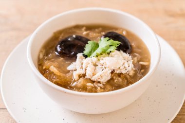 Kızarmış Balık Maw kırmızı et suyu çorbası Yengeç 