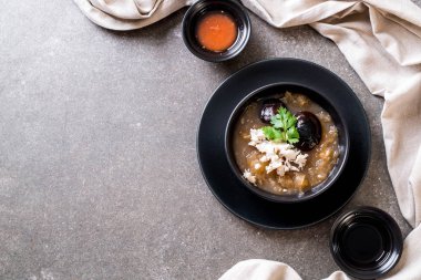 Kızarmış Balık Maw kırmızı et suyu çorbası Yengeç 