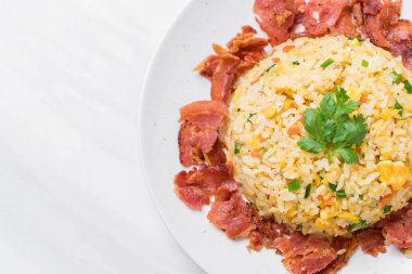 pastırmalı kızarmış pilav