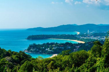 Tropikal plaj manzarası, Karon view Phuket, Tayland gelin