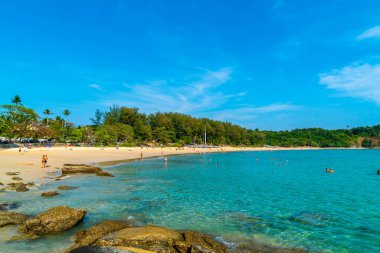 Güzel tropikal plaj ve deniz 