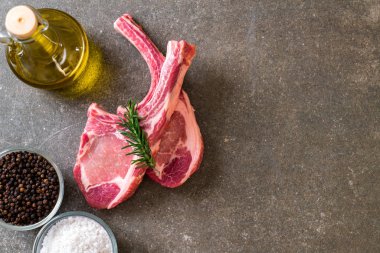 domuz pirzolası ham