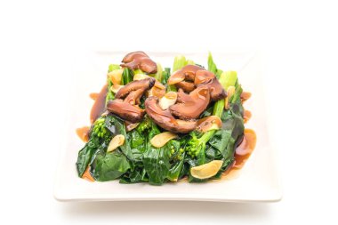 Sarımsaklı istiridye soslu kızarmış Hong Kong Kale heyecan