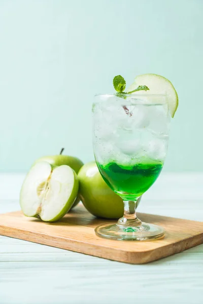 Grüner Apfel Soda — Stockfoto