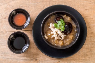 Kızarmış Balık Maw kırmızı et suyu çorbası Yengeç 