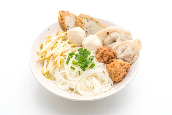 Noodles bowl with fish ball — Stock Photo, Image