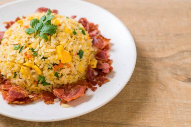 pastırmalı kızarmış pilav