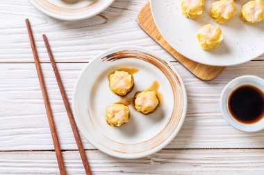 Hamur buğulanmış karides Çince