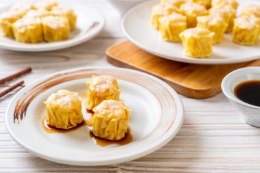 Hamur buğulanmış karides Çince