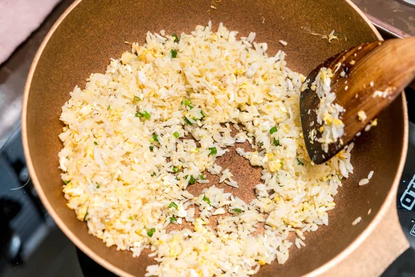 kızarmış pilav pişirme 