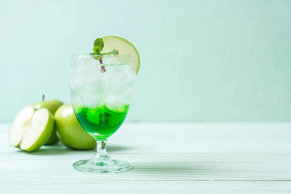 Grüner Apfel Soda — Stockfoto