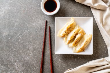 Japon sosu veya köfte snack