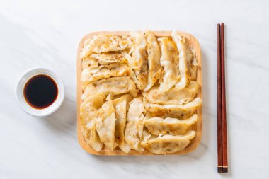 Japon sosu veya köfte snack