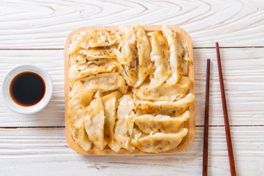 Japon sosu veya köfte snack