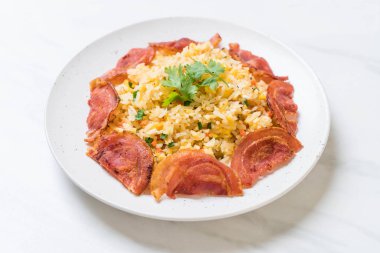 pastırmalı kızarmış pilav