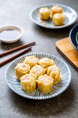 Hamur buğulanmış karides Çince