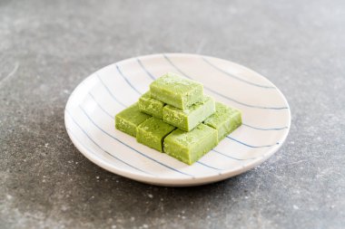 yumuşak çikolata yeşil çay 