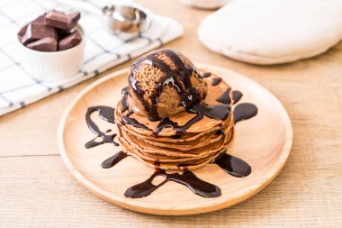 Çikolatalı dondurma ile gözleme