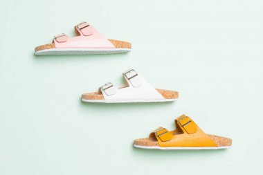 erkek ve kadın moda deri sandalet