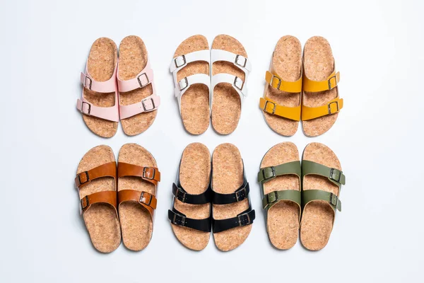 Mannen en vrouwen mode lederen sandalen — Stockfoto