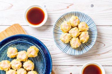 Hamur buğulanmış karides Çince