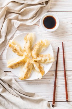 Japon sosu veya köfte snack