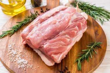 taze domuz ham filetosu