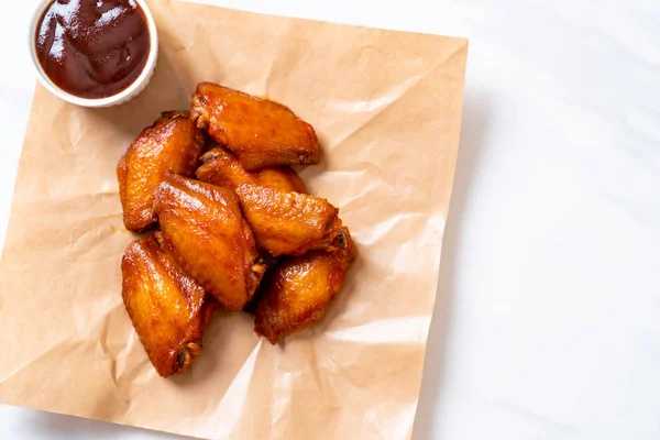 Barbekü tavuk kanadı