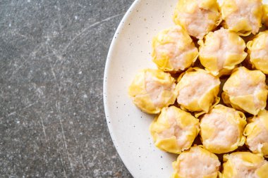 Hamur buğulanmış karides Çince