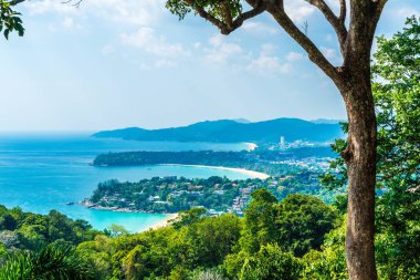 Tropikal plaj manzarası, Karon view Phuket, Tayland gelin