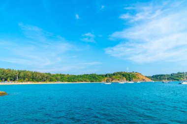 Güzel tropikal plaj ve deniz 