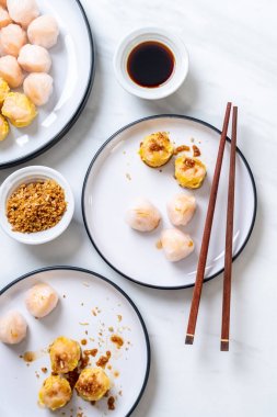 Çin karides pişmiş hamur tatlısı 