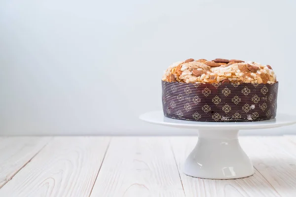 Raisin bread cake with almond — Stock Photo, Image