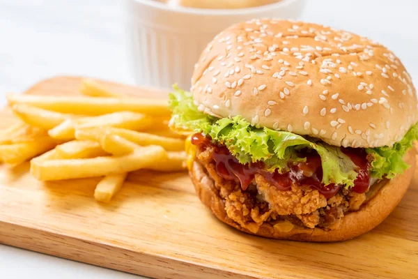 Fried chicken burger — Stock Photo, Image