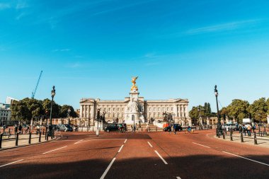 Londra, İngiltere - 2. Bölüm 2019. Buckingham 'la Londra' da trafik