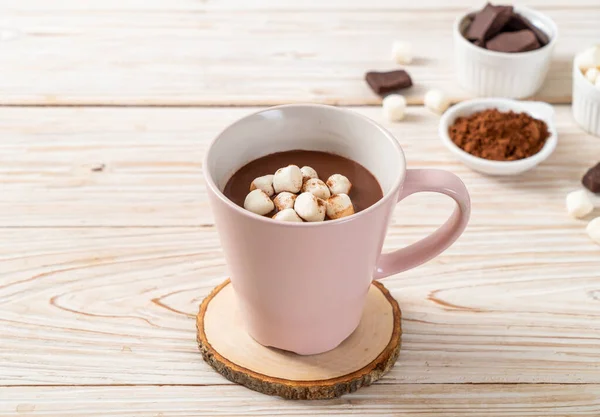 Chocolate caliente con malvaviscos — Foto de Stock